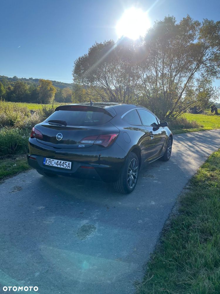 Opel Astra - 2