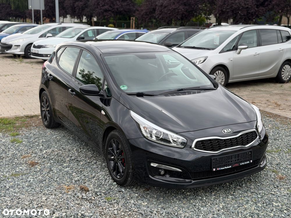 Kia Ceed 1.4 L - 25