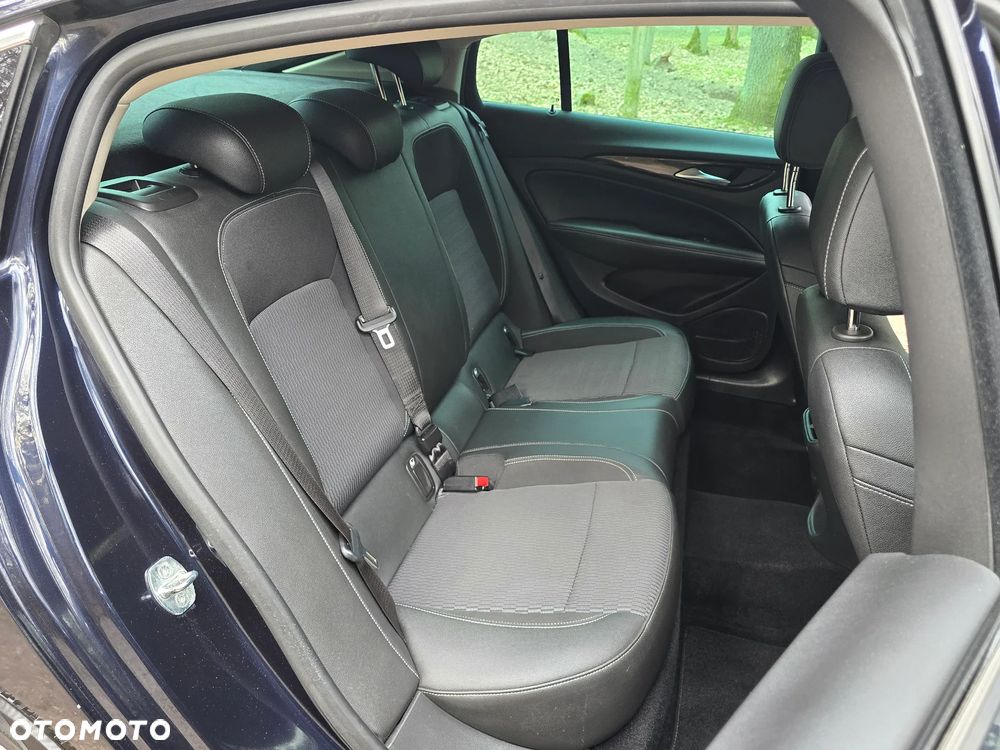 Opel Insignia - 14