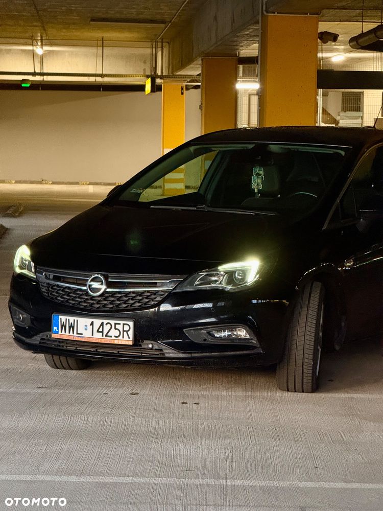 Opel Astra 1.6 CDTI Cosmo - 9