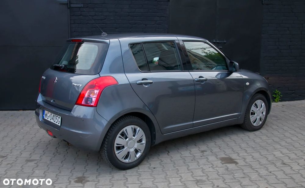 Suzuki Swift 1.3 Comfort+ - 2