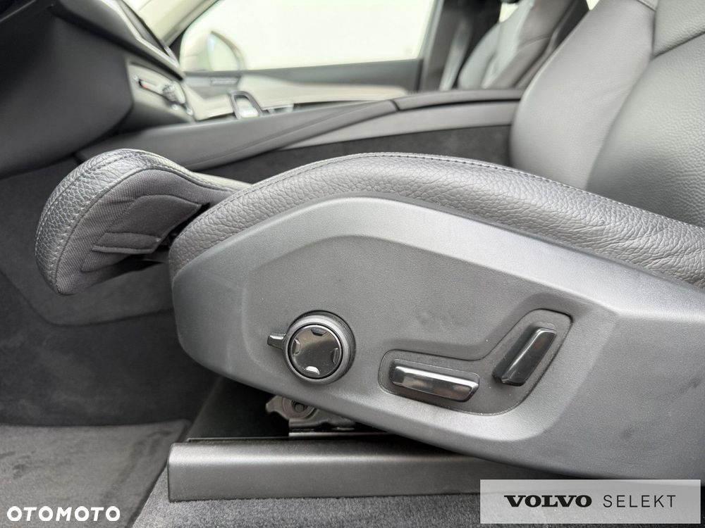 Volvo XC 90 - 19
