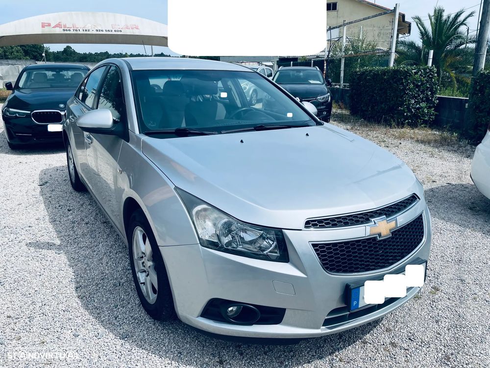 Chevrolet Cruze 1.6 LS - 24