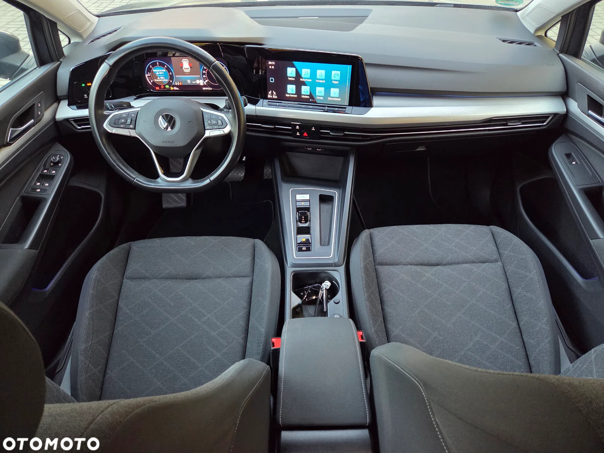 Volkswagen Golf VIII 2.0 TDI Life DSG - 20