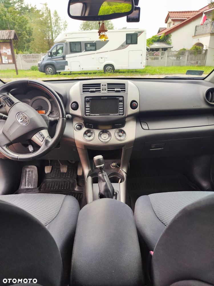 Toyota RAV4 2.2 D-4D 4x2 - 10