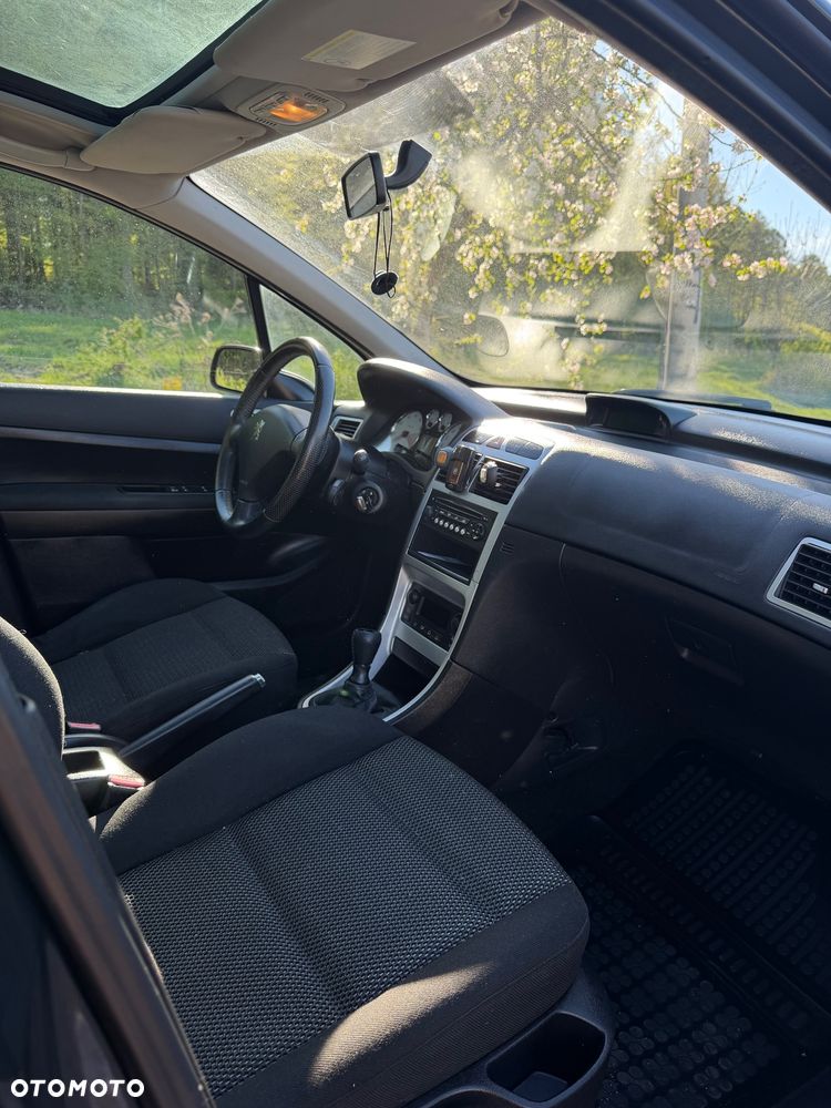 Peugeot 307 1.6 Oxygene - 16