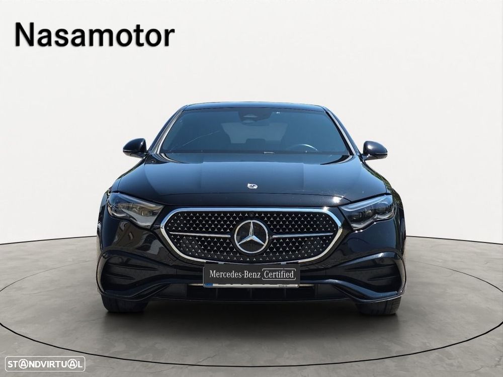 Mercedes-Benz E 300 — fotografia 6