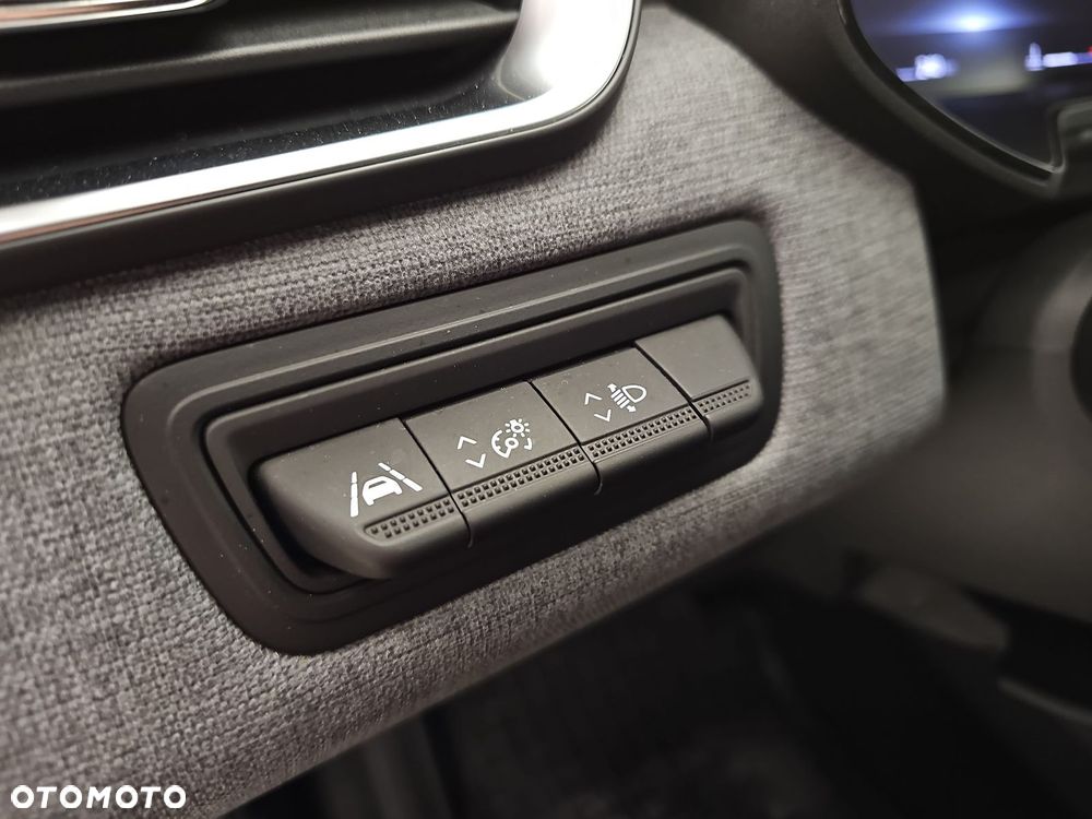 Renault Clio 1.0 TCe Evolution - 12