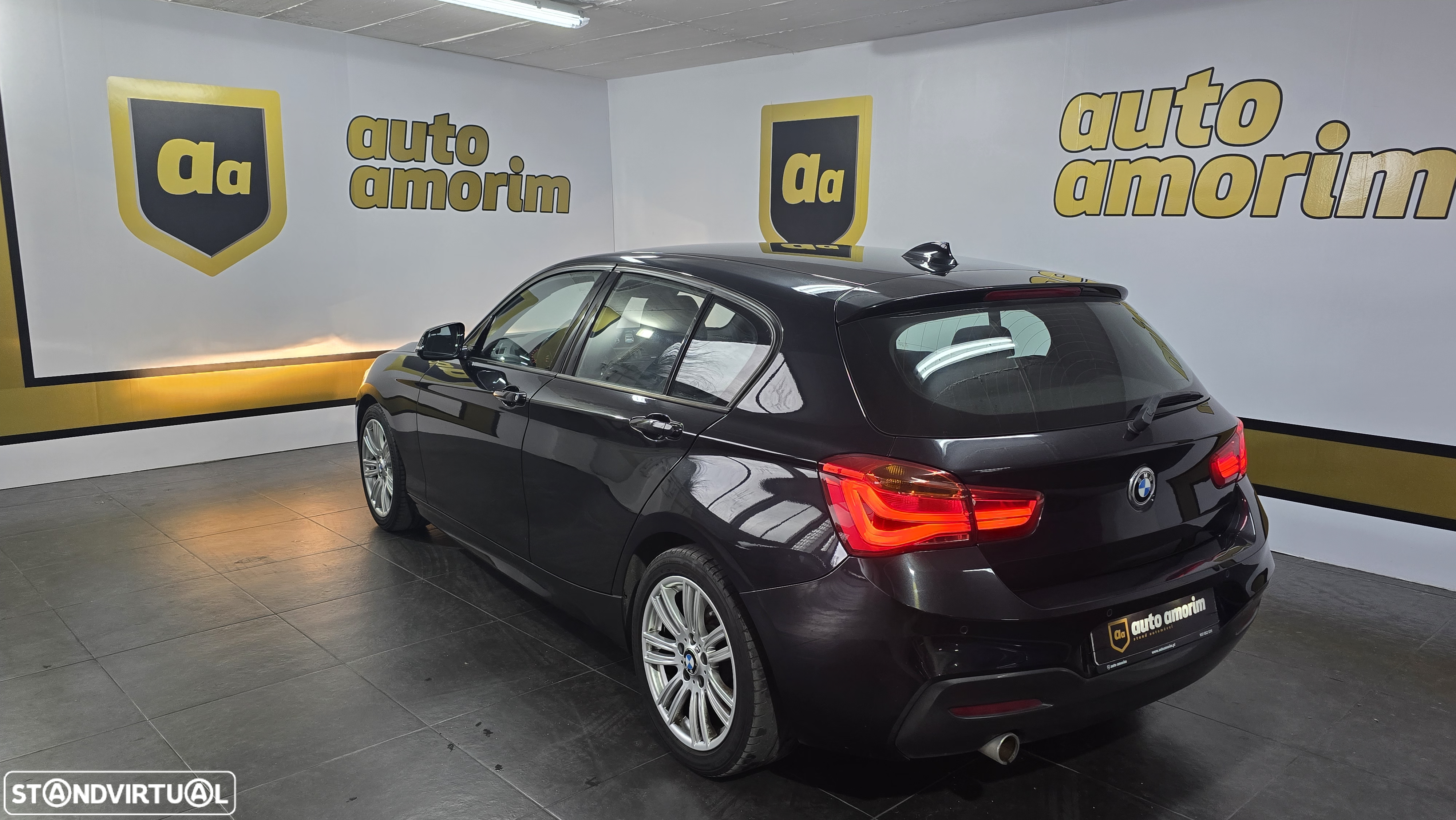 BMW 116 d Pack M - 9