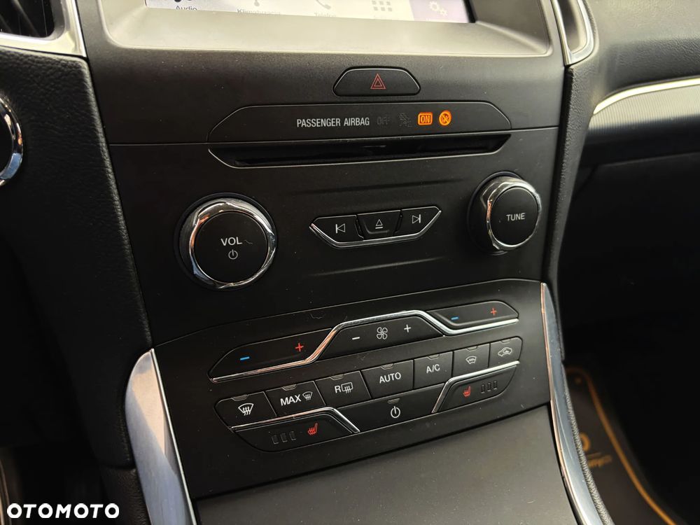 Ford S-Max - 29