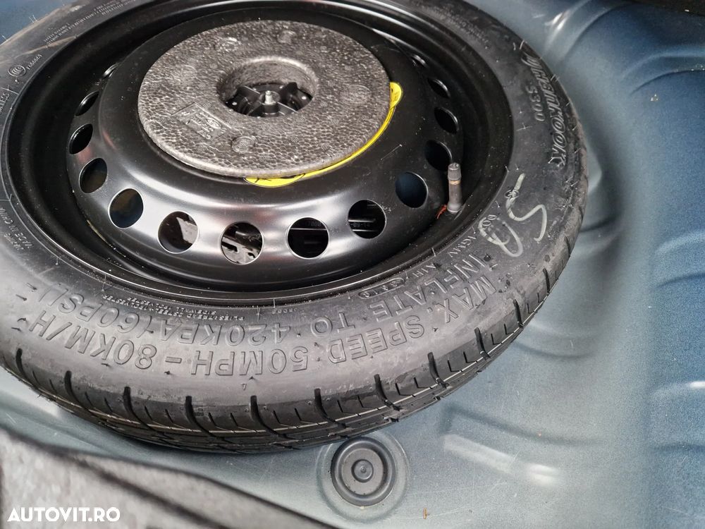 Ford Focus 2.0 EcoBlue Titanium Business - 33