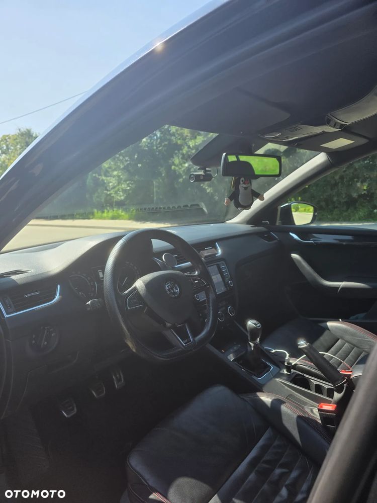 Skoda Octavia 2.0 TDI RS - 9