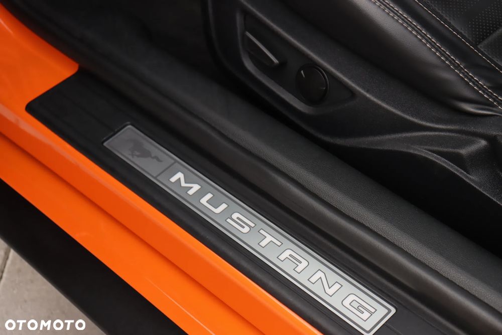 Ford Mustang 5.0 V8 GT - 22