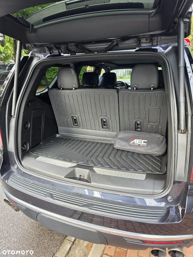 Chevrolet Tahoe - 25