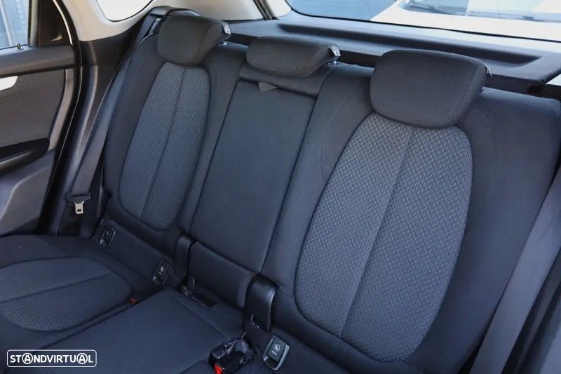 BMW 216 Active Tourer d Aut. Luxury Line - 18