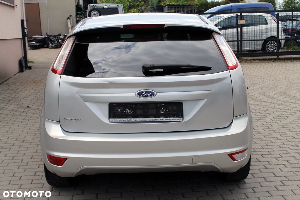 Ford Focus 1.8 FF Ambiente - 8