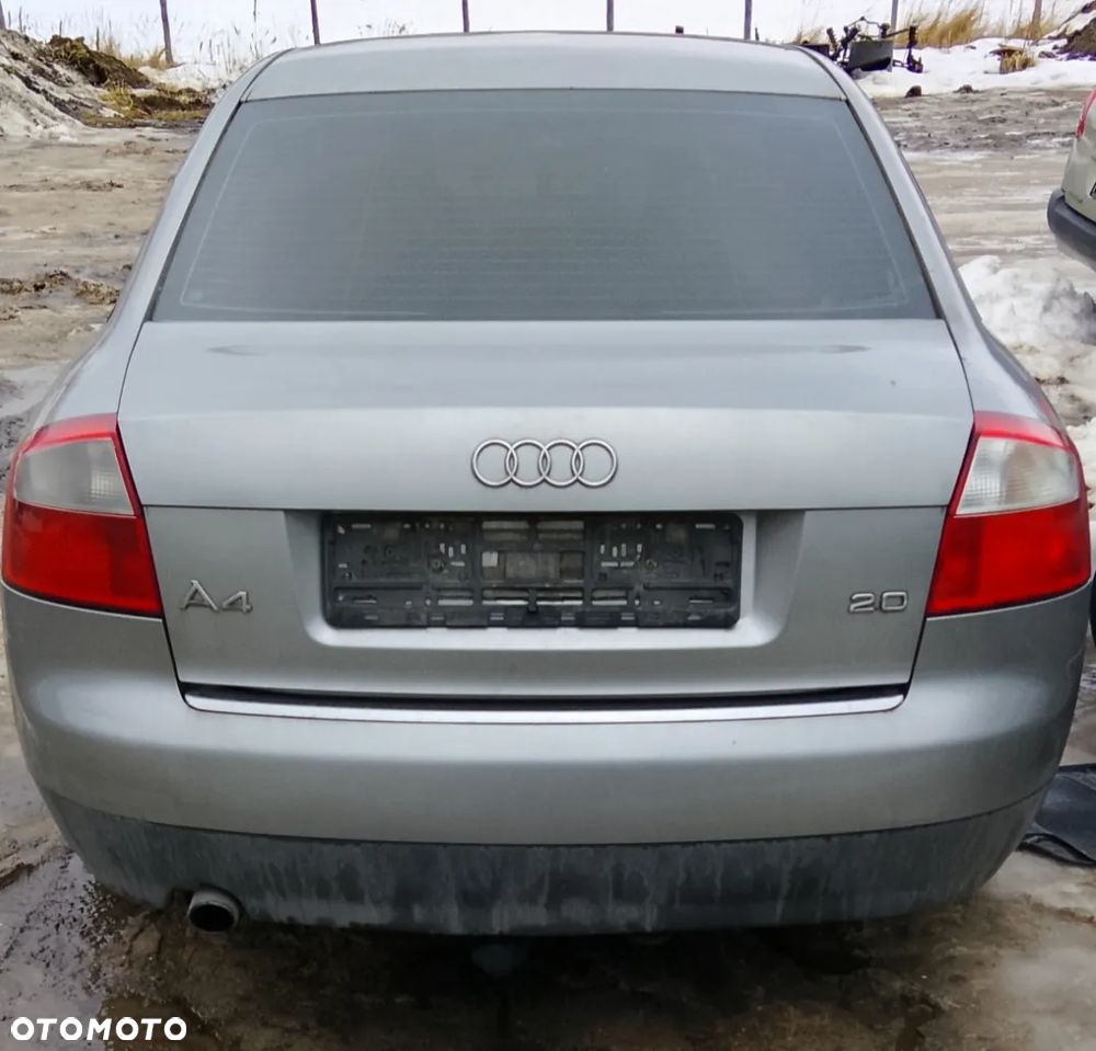 AUDI A4 B6 2.0 BENZYNA - 4