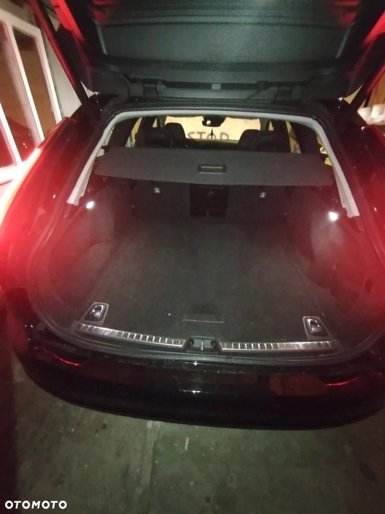 Volvo V90 D3 Momentum Pro - 23