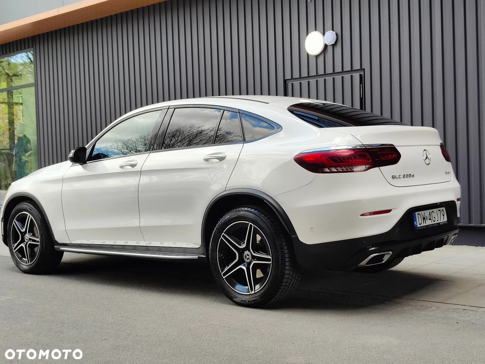 Mercedes-Benz GLC 220 d 4Matic 9G-TRONIC AMG Line - 4