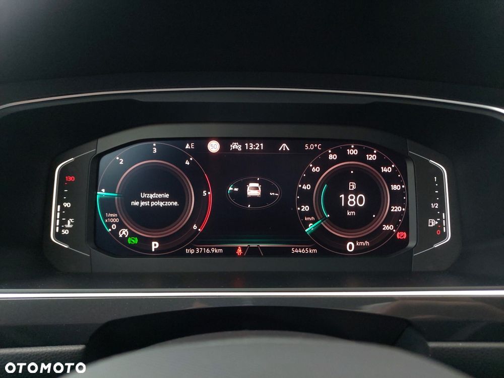 Volkswagen Tiguan - 26