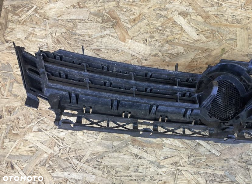 Grill Atrapa Zderzaka Przód Przedniego Volkswagen Touran 1T0 - 6