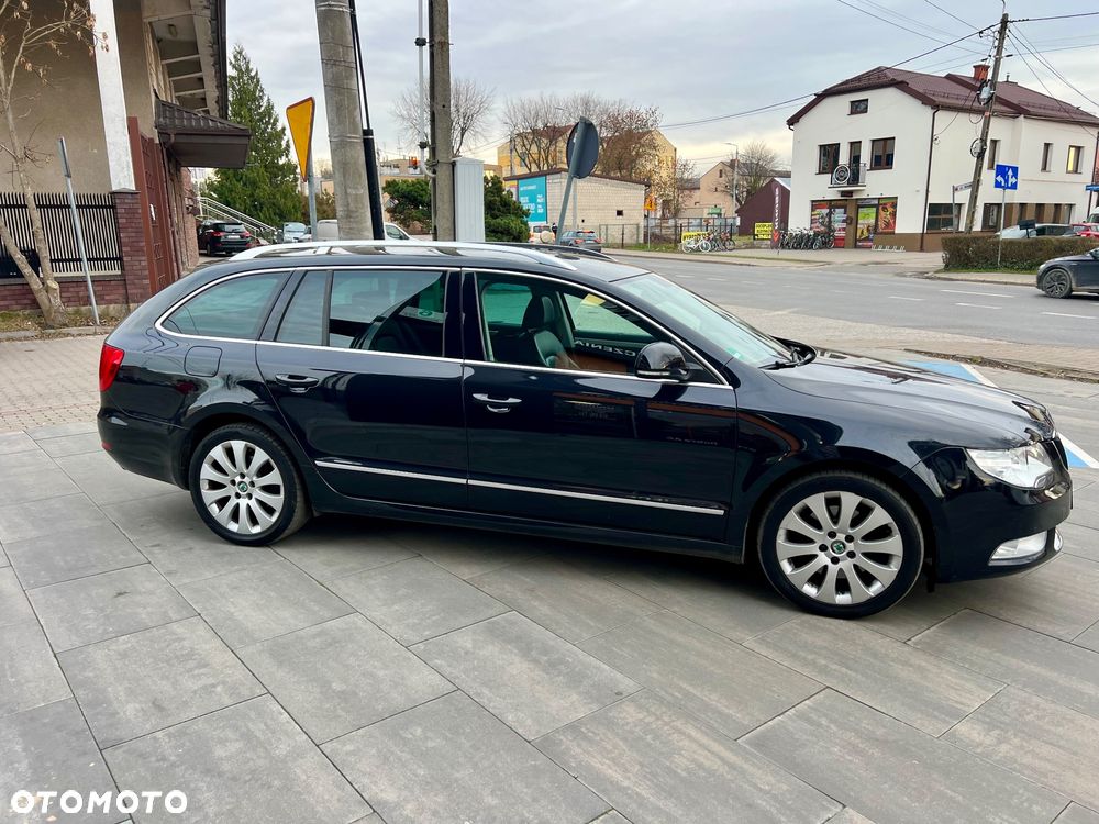 Skoda Superb 2.0 TDI DSG Elegance - 6