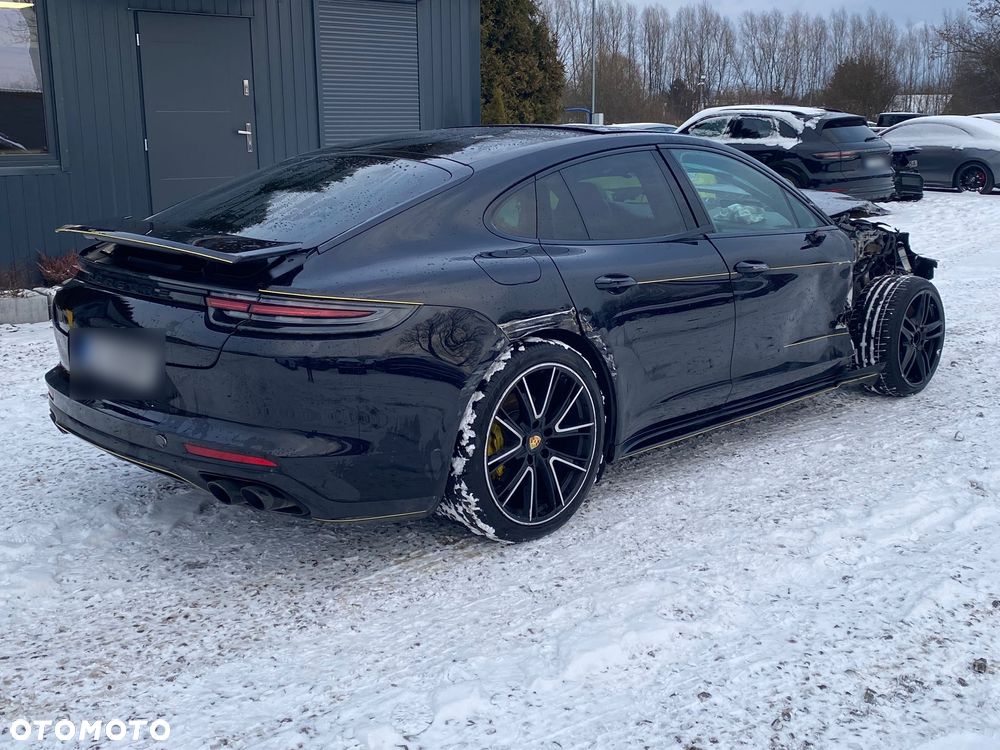 Porsche Panamera - 13