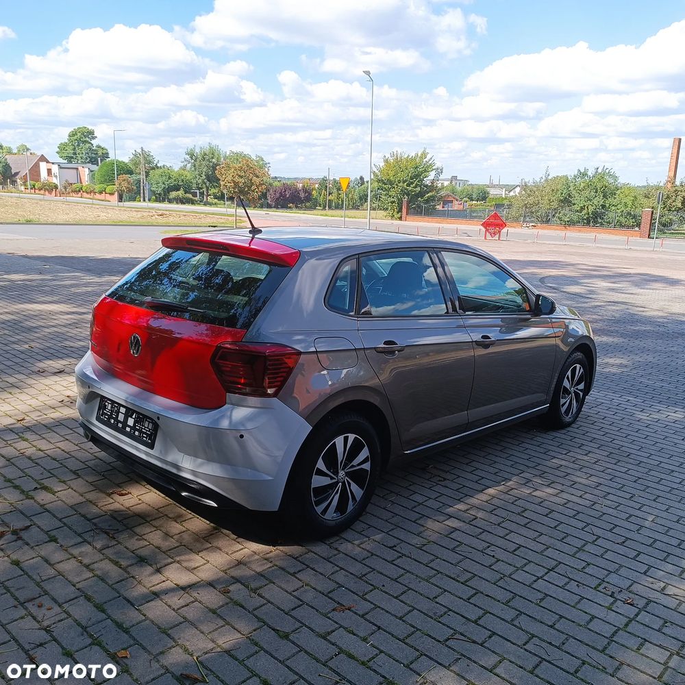 Volkswagen Polo - 11