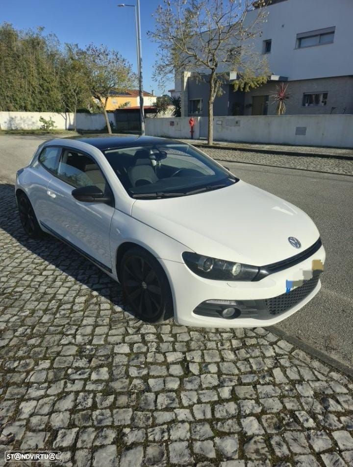 VW Scirocco 2.0 TDI GTD - 2