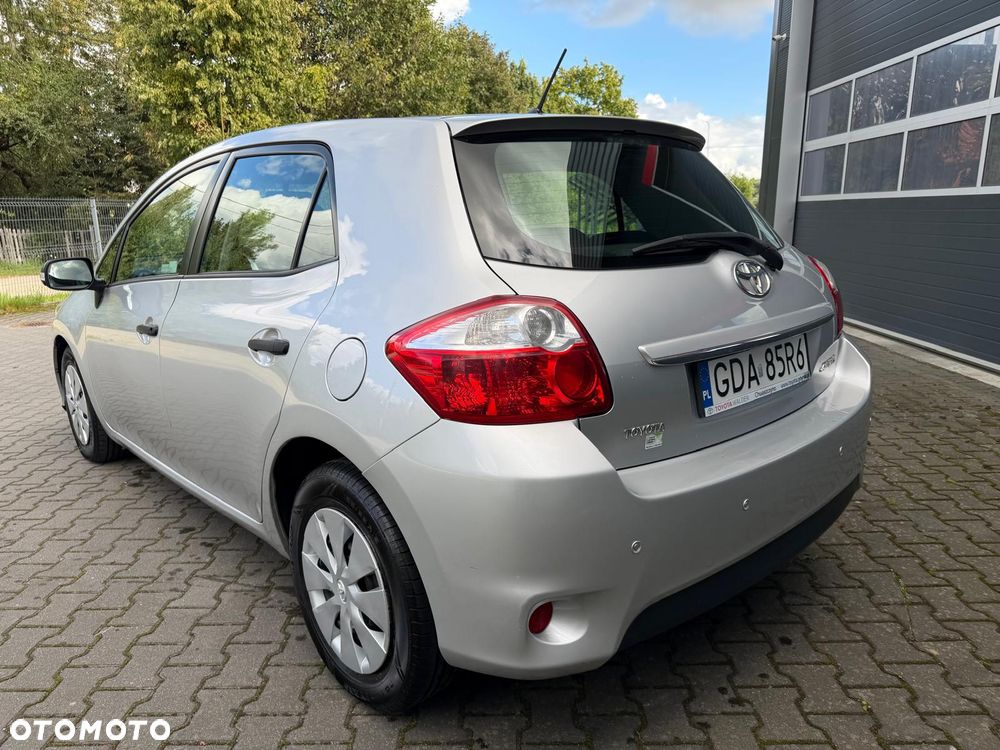 Toyota Auris 1.4 D-4D Active - 4