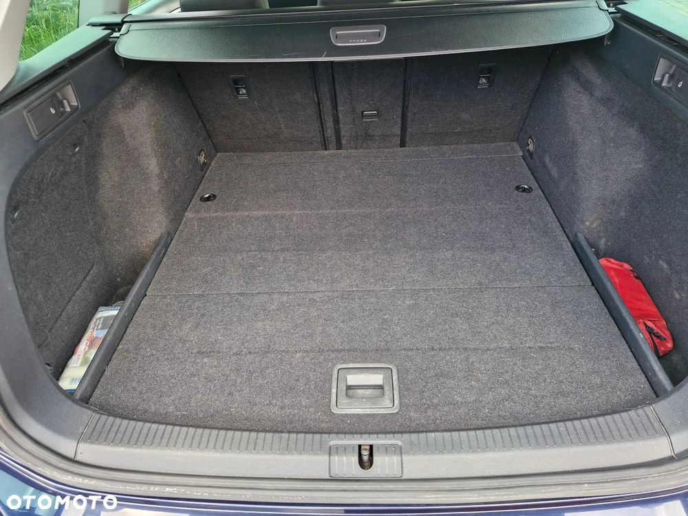 Volkswagen Golf 2.0 TDI SCR Comfortline - 7