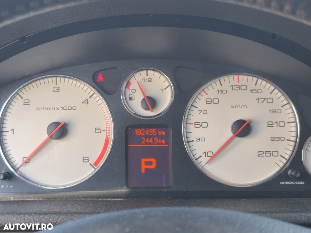 PEUGEOT 407 2010 — imagine 6