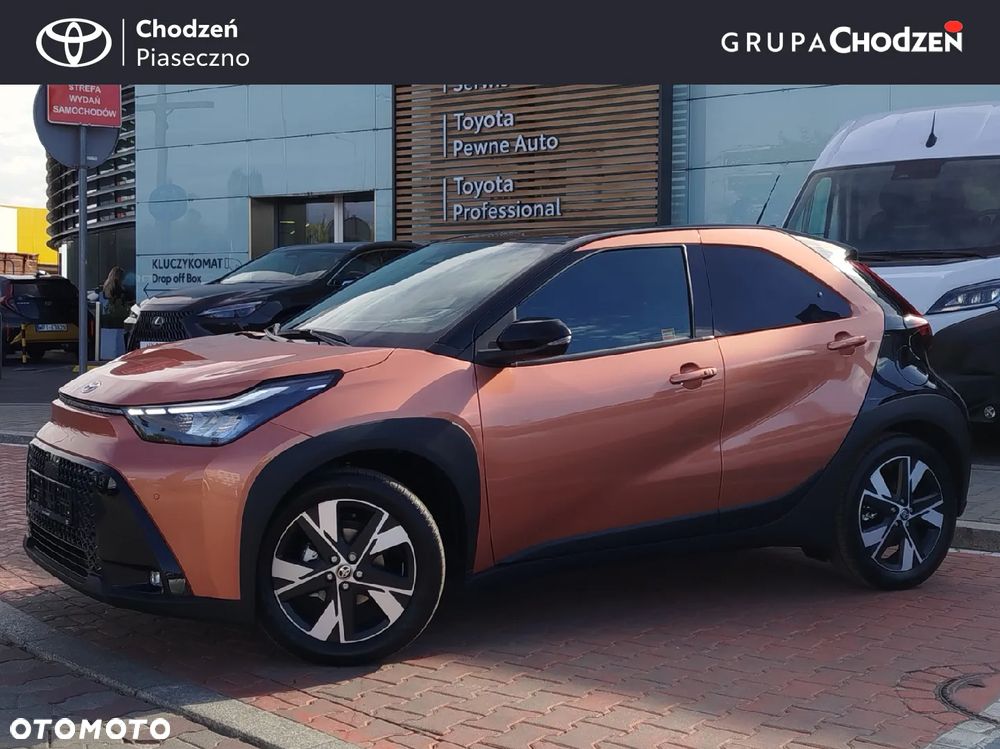 Toyota Aygo X Hybrid 1.5 Style e-CVT - 1