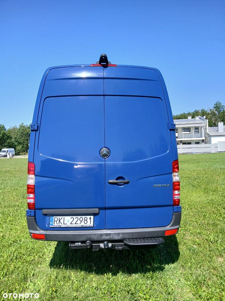Mercedes-Benz Sprinter - 5