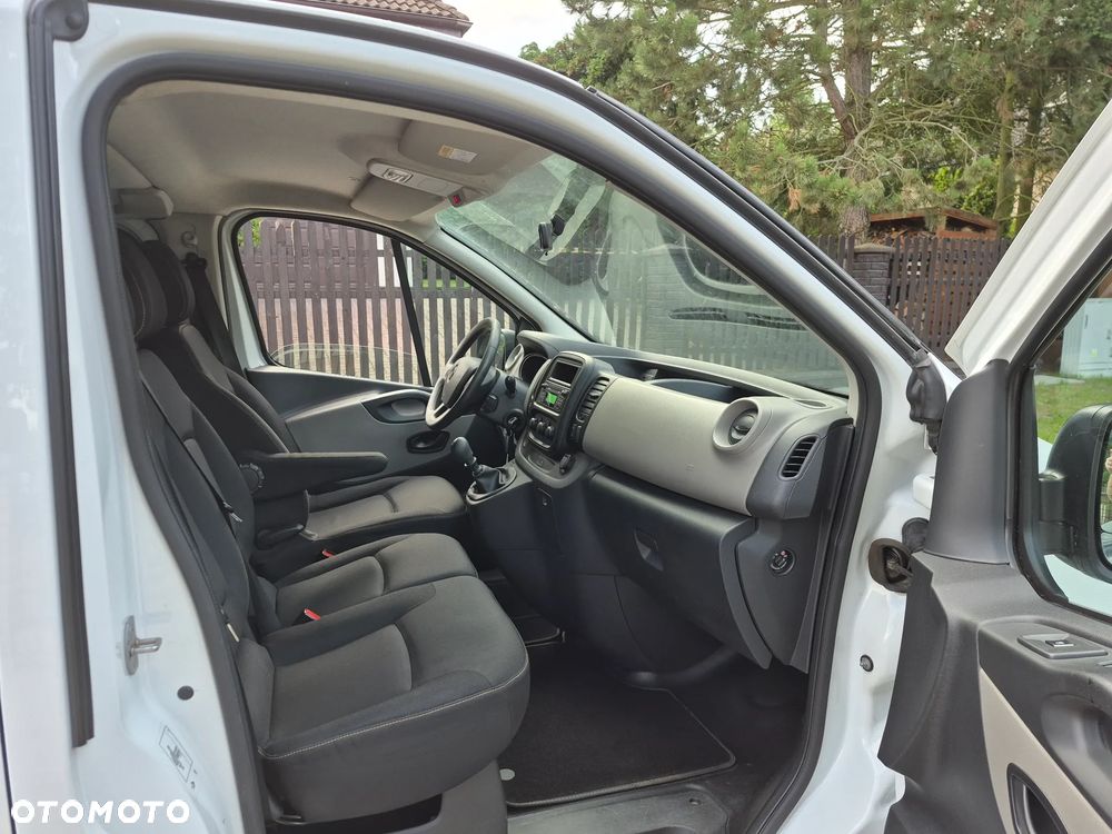 Renault TRAFIC - 6