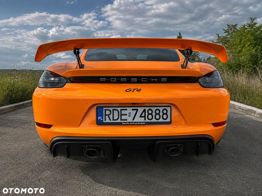 Porsche 718 Cayman GT4 - 5