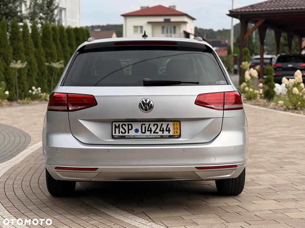 Volkswagen Passat 2.0 TDI SCR Comfortline DSG - 15