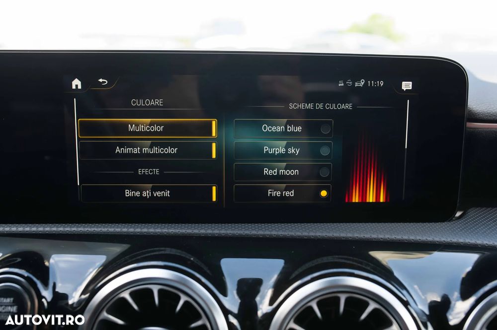 Mercedes-Benz A 220 d 4Matic 8G-DCT Advanced AMG Line - 31