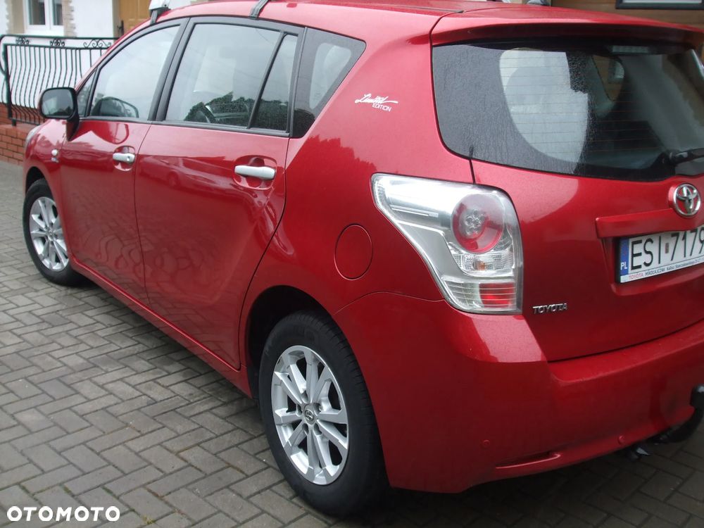Toyota Corolla Verso - 9
