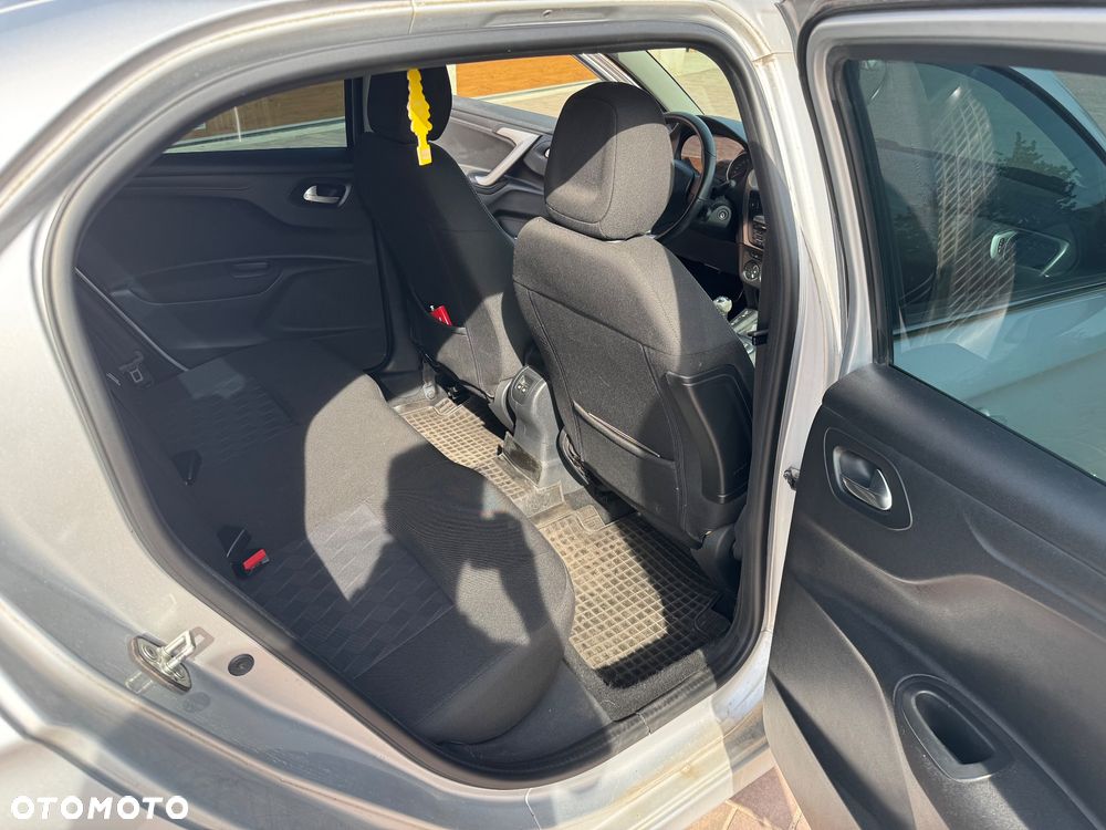 Citroën C-Elysée 1.6 HDi Exclusive - 9