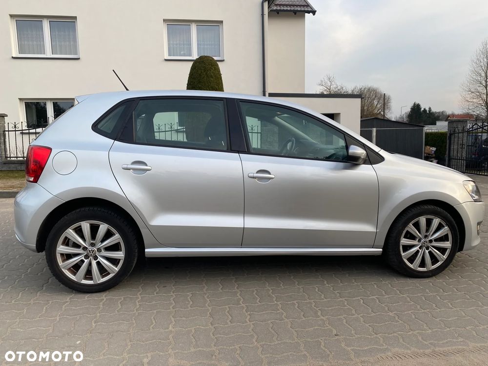 Volkswagen Polo 1.4 16V Highline - 8