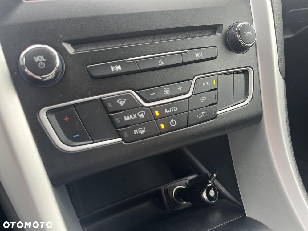 Ford Mondeo 1.5 EcoBoost Trend - 20