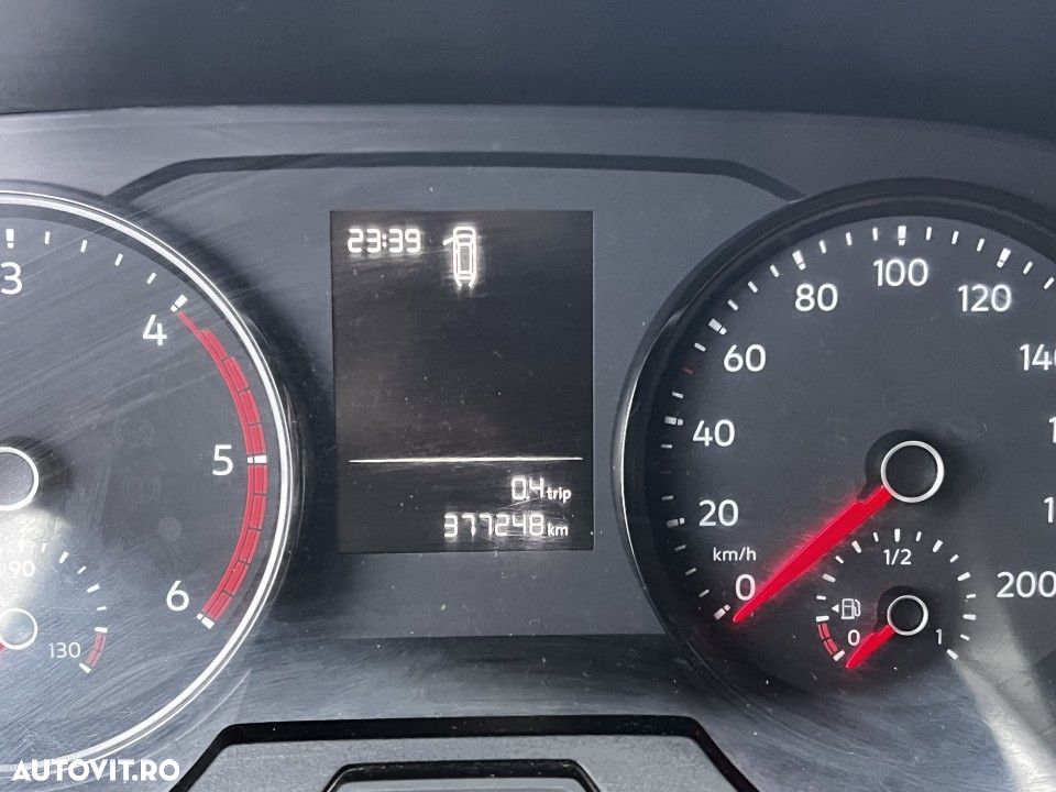 Volkswagen Crafter - 14