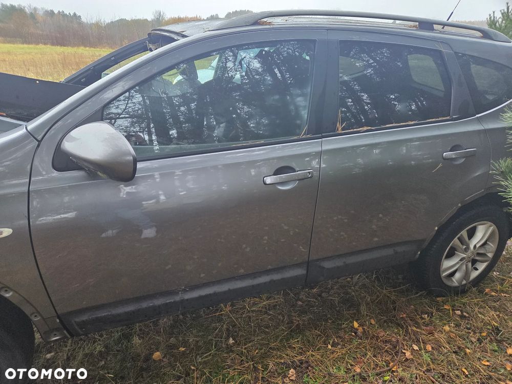 Nissan Qashqai +2 - 3