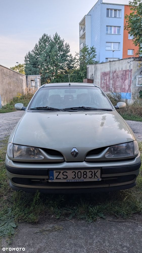 Renault Megane - 1