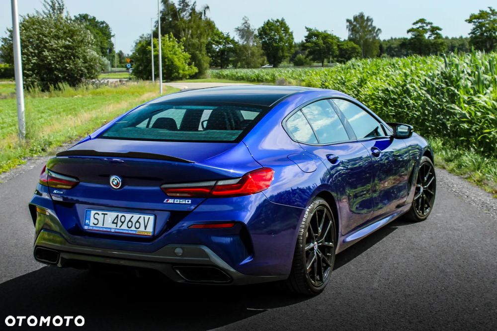 BMW Seria 8 - 5
