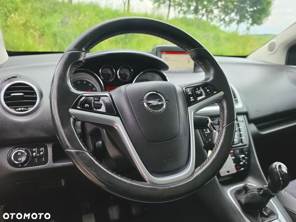 Opel Meriva 1.4 T Cosmo - 16