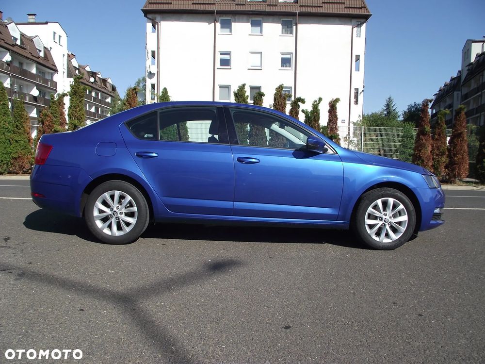 Skoda Octavia 1.4 TSI Ambition - 6