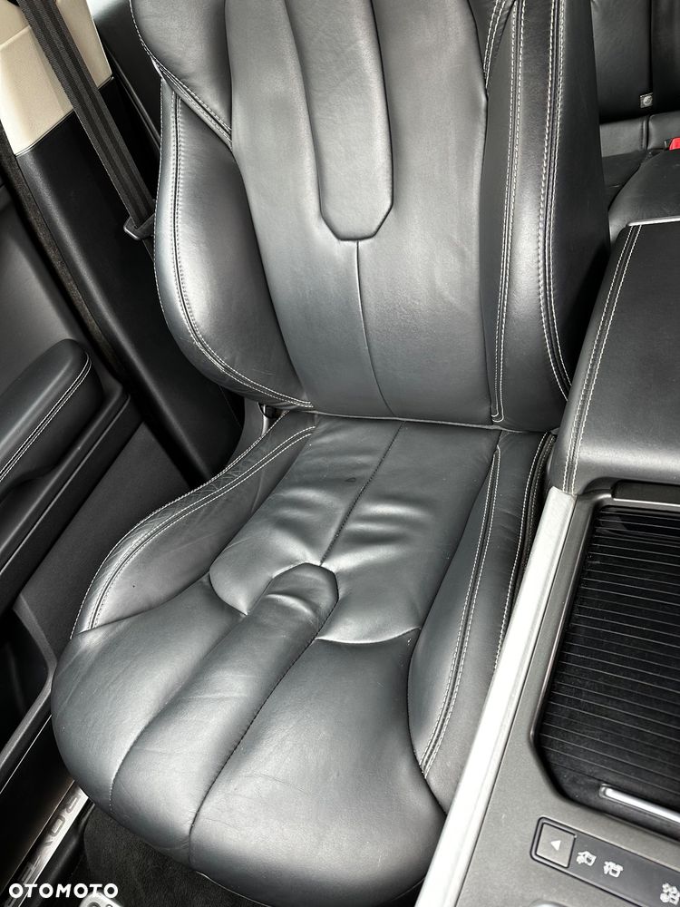 Land Rover Range Rover Evoque - 11