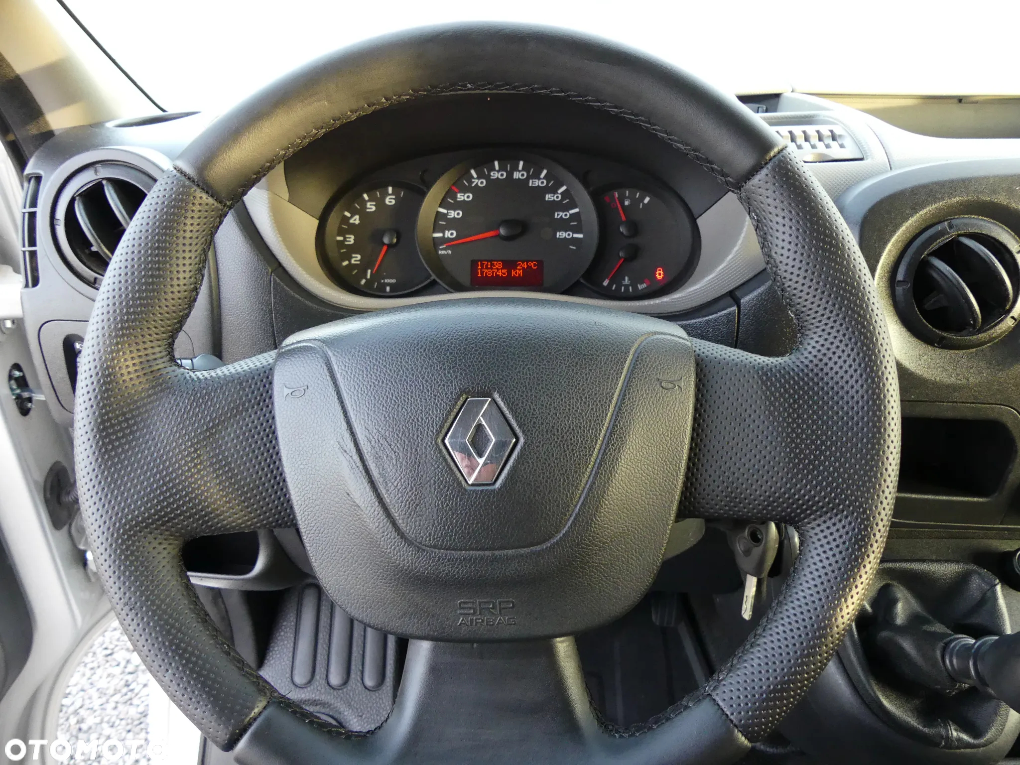 Renault MASTER 2.3DCI*150KM*7 OSOBOWY - 9